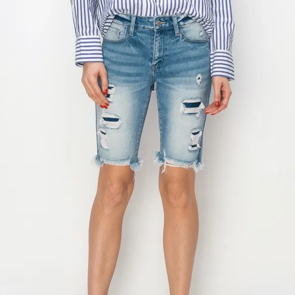 Artemis Vintage Harper Mid Rise Bermuda Shorts