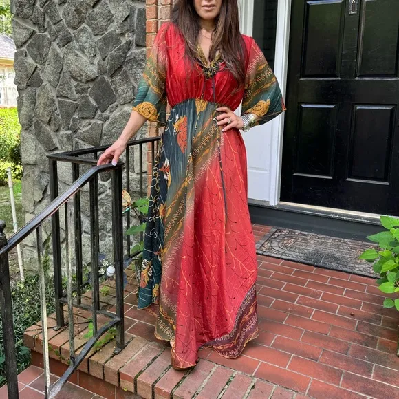 Beautiful Silk Blend One of a Kind Print Maxi Flowy Dress