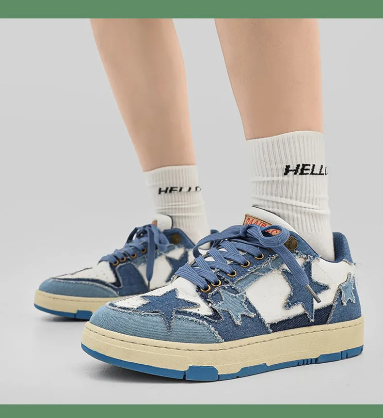 Design Comfortable Sports Shoes For Young Lovers In Small Groups