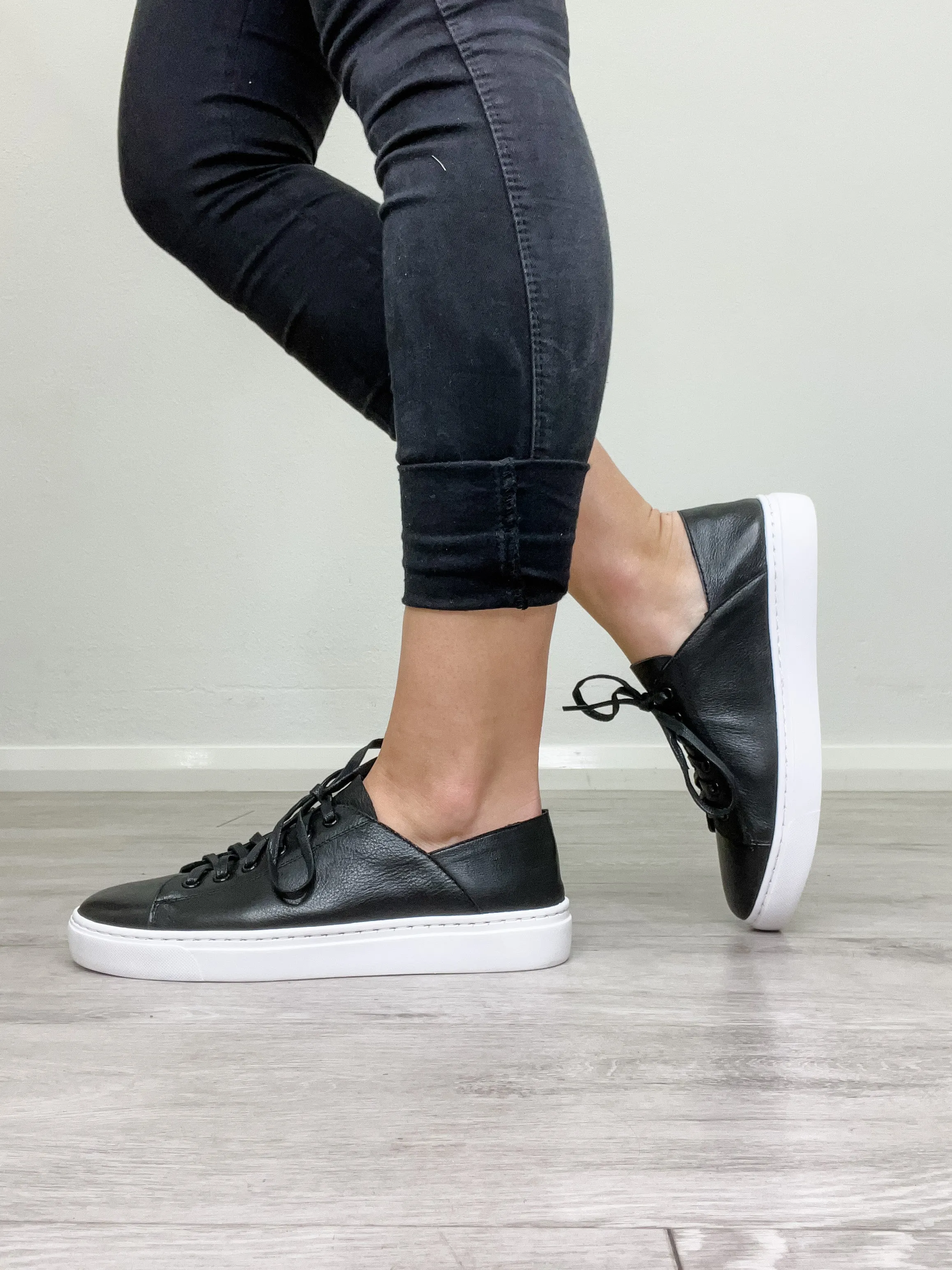 Mollini Oskher Black