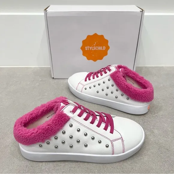 NIB STYLECHILD Brooke sneakers