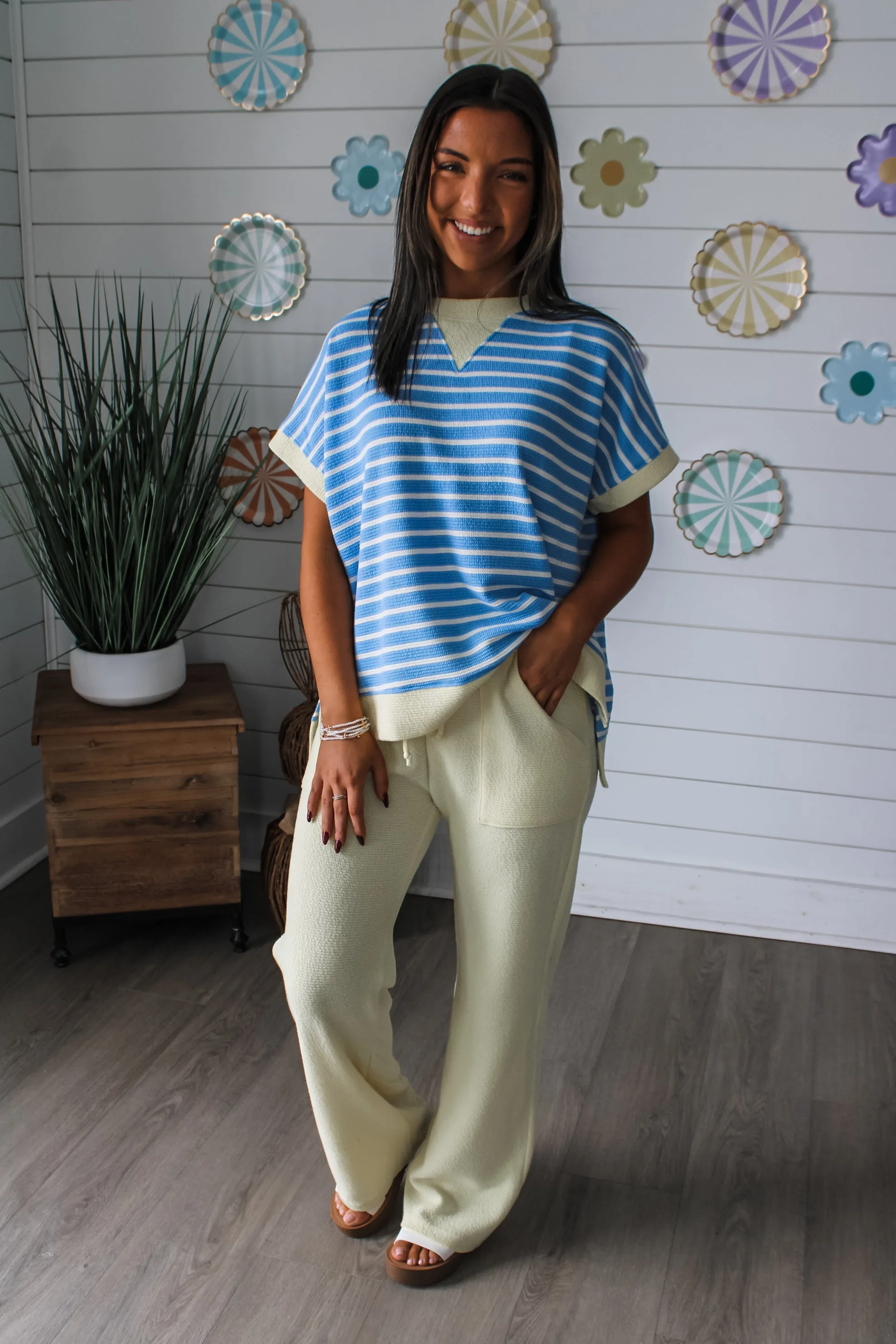 Sweet Sunrise Patch Pocket Pants • Pale Yellow