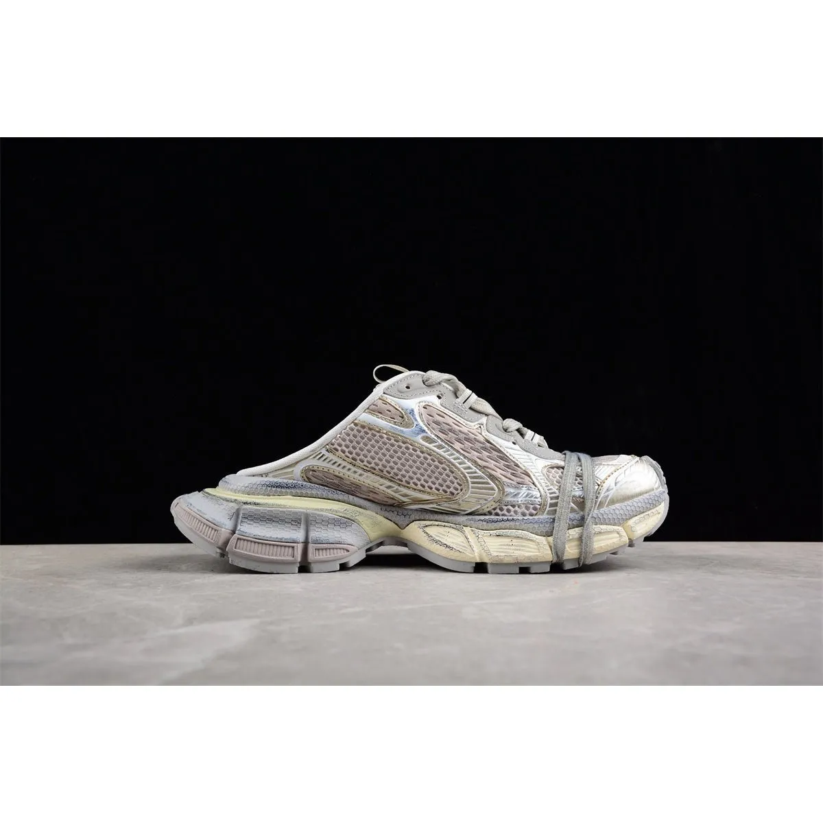 x BALENCIAGA 3XL CHAMPAGNE GOLD Free international delivery MULE Discounted rates