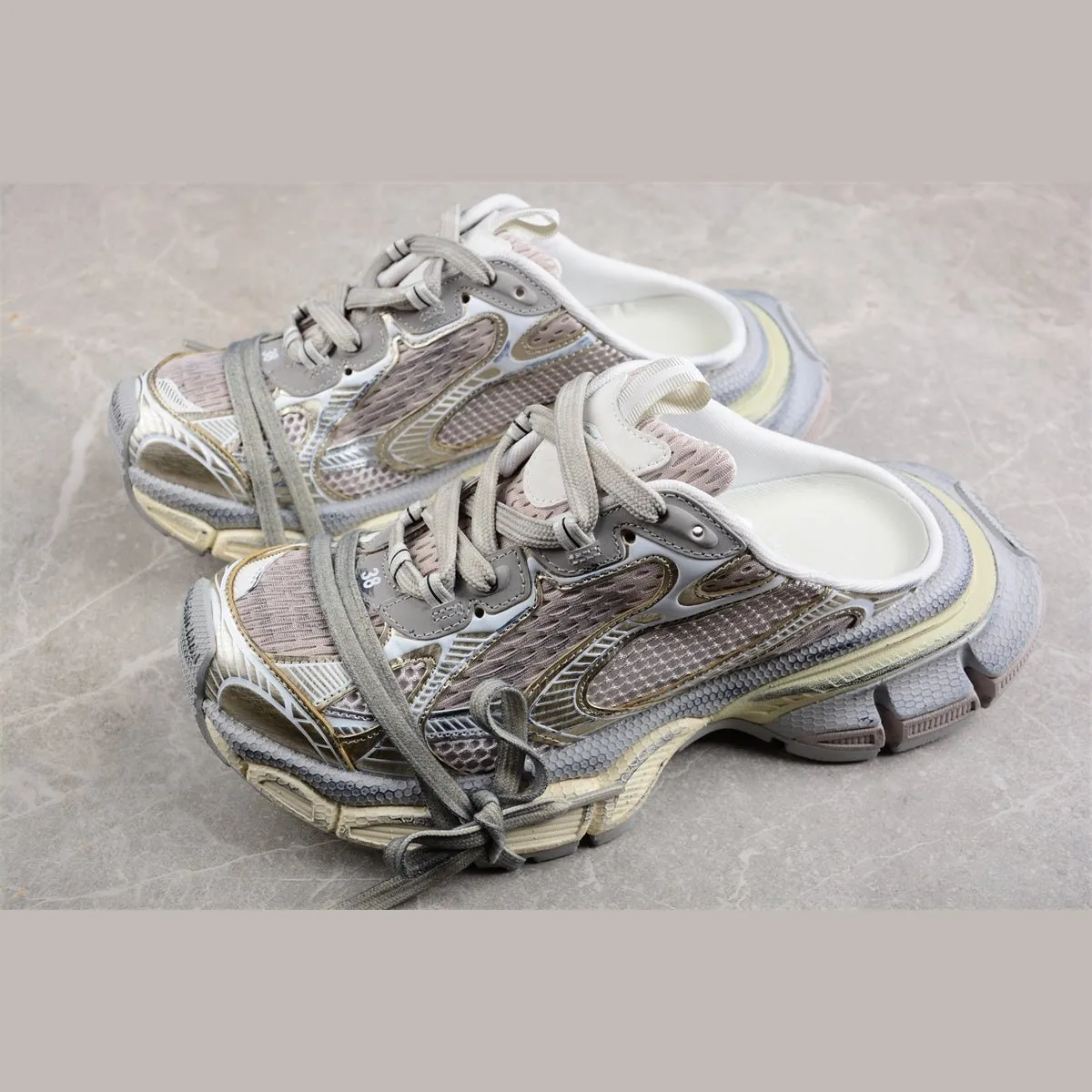x BALENCIAGA 3XL CHAMPAGNE GOLD Free international delivery MULE Discounted rates
